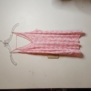 Old Navy Leaf print tank top